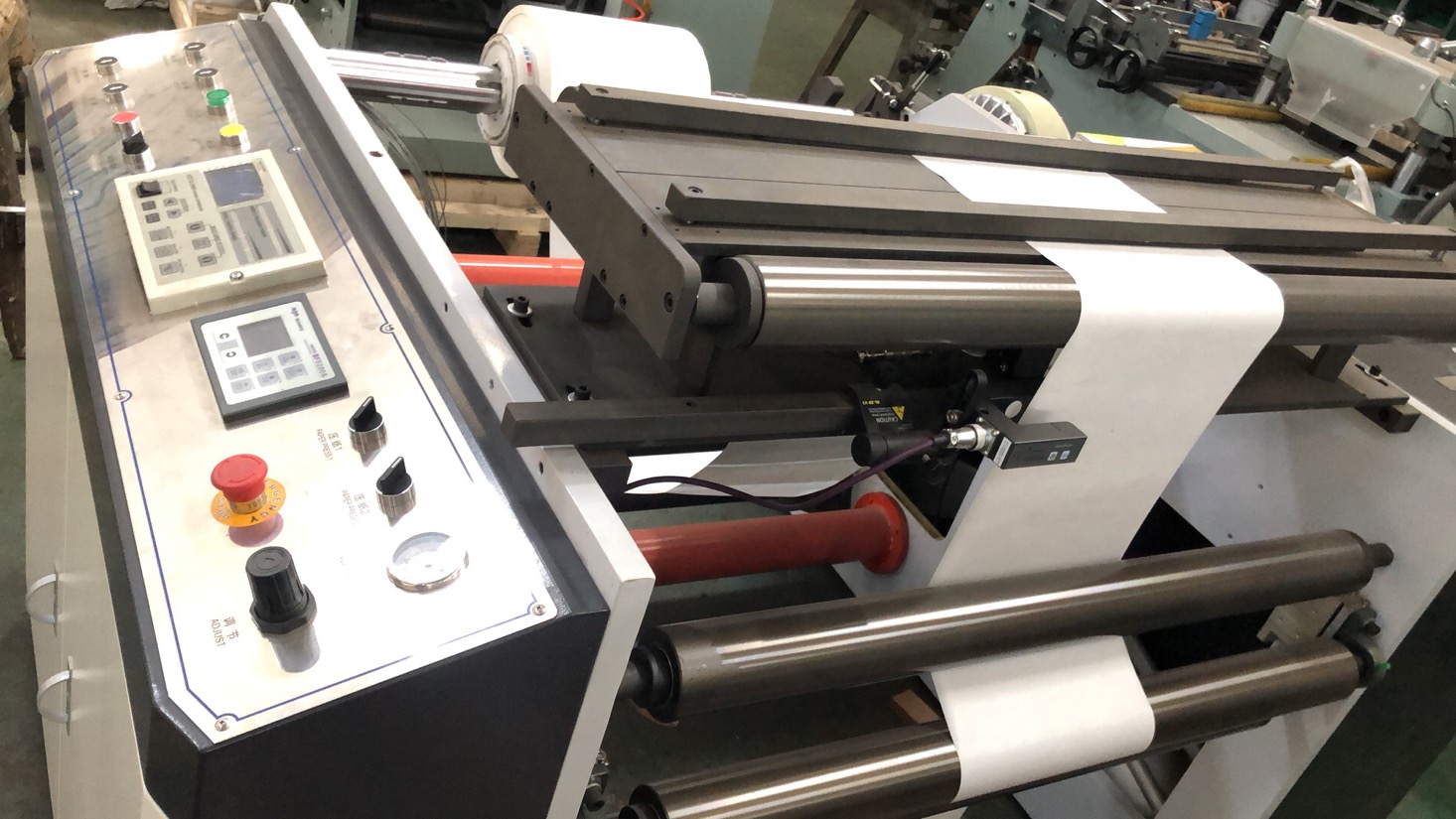 Máquina de impresión flexográfica con bandeja de papel caliente especial HJ-950