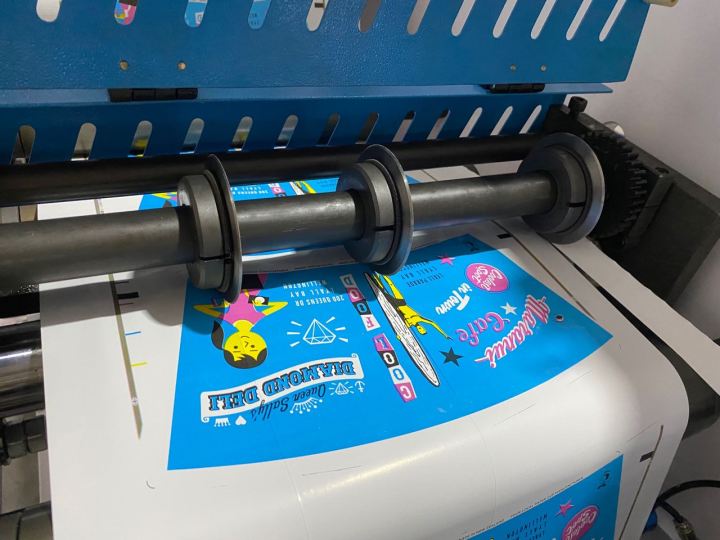 Máquina de prensa de impresión flexográfica tipo pila de etiquetas